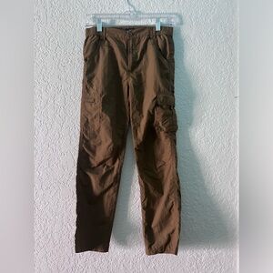 Boys nylon cargo pants, size 160 (equivalent to a size 10-12)